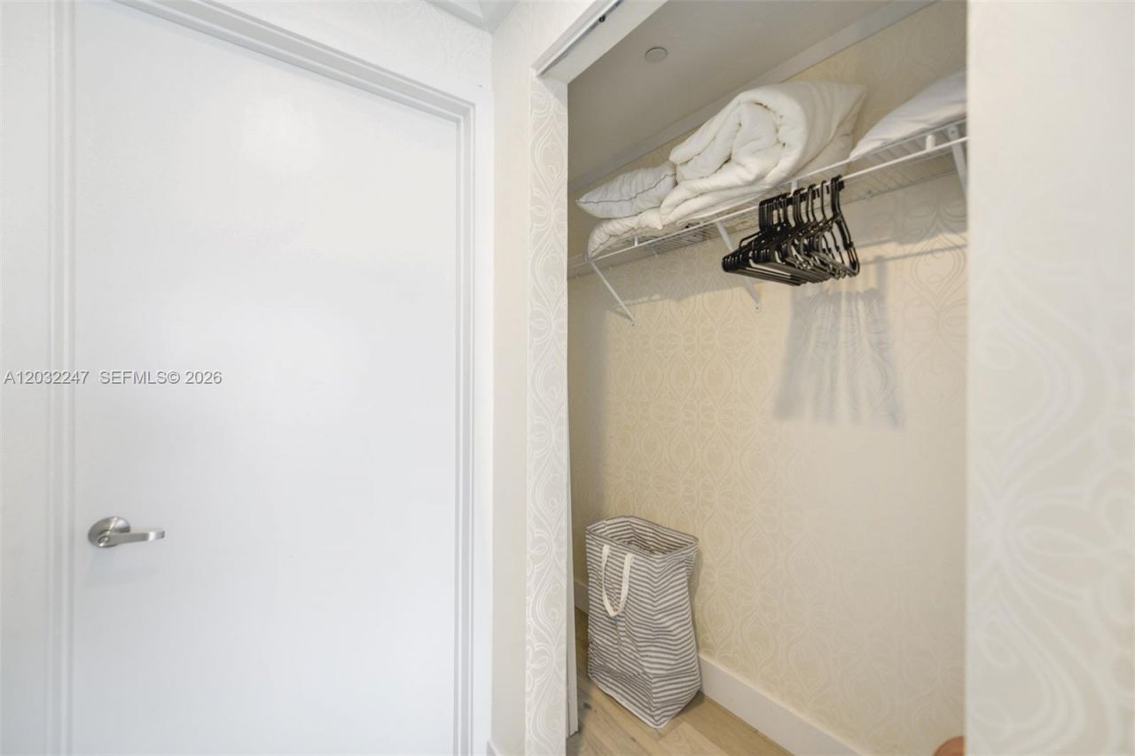 501 NE 31st St , Unit 601, Miami, FL 33137 Photo