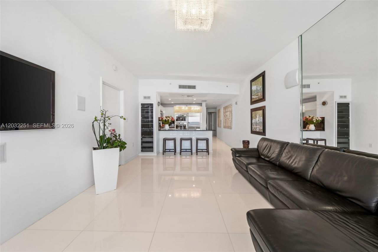 17121 Collins Ave , Unit 1802, Sunny Isles Beach, FL 33160 Photo