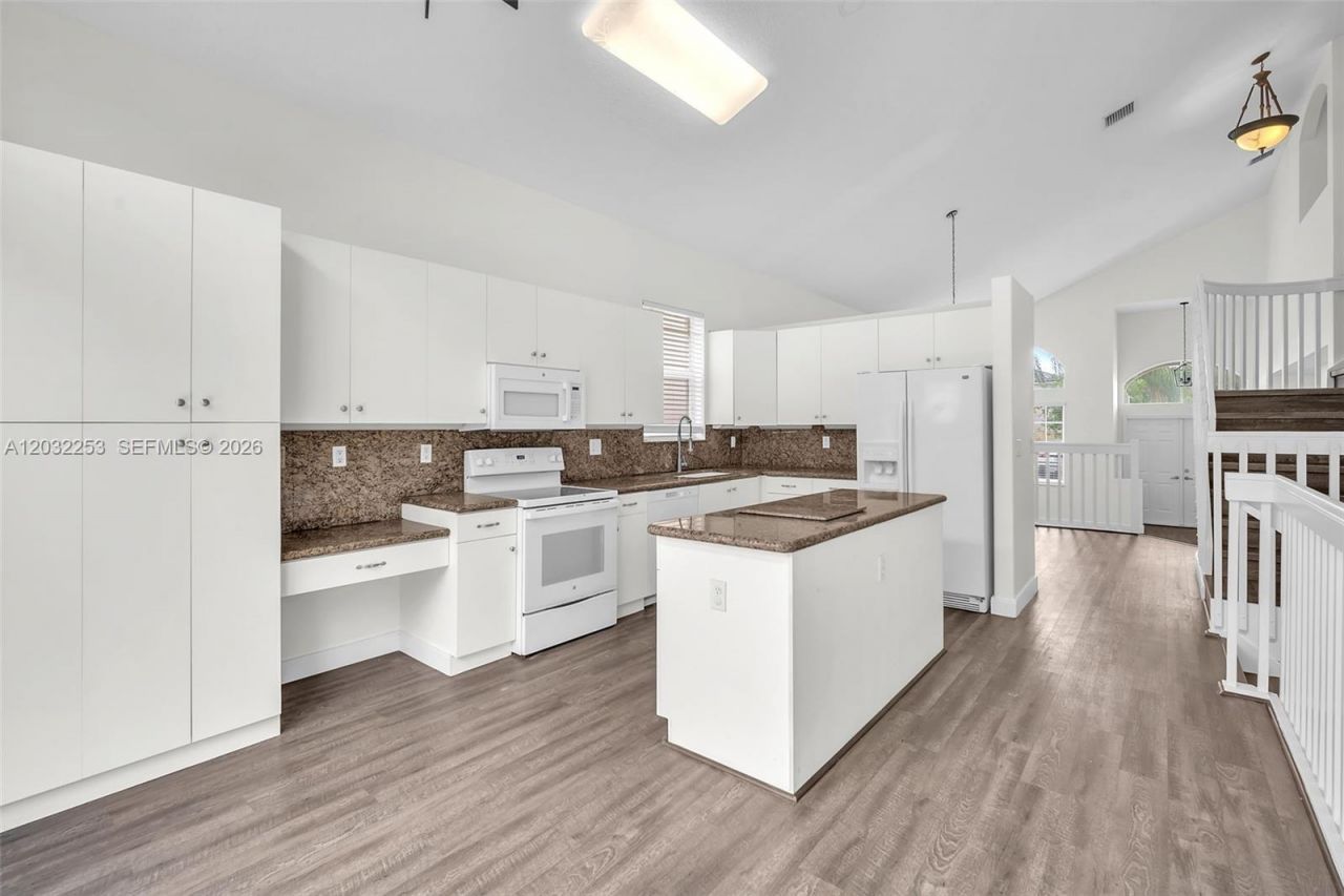 15961 NW 14th Rd , Pembroke Pines, FL 33028 Photo