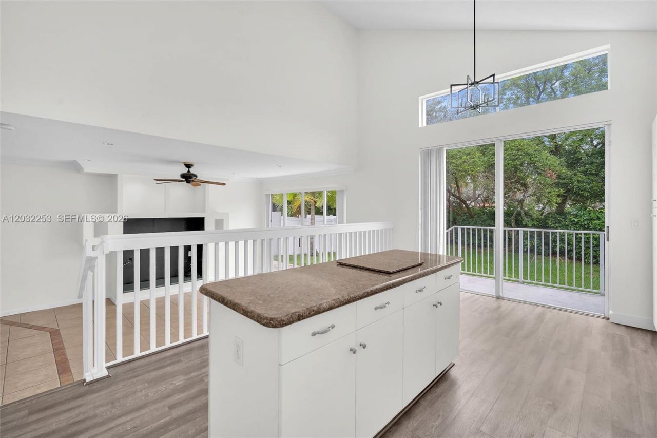 15961 NW 14th Rd , Pembroke Pines, FL 33028 Photo