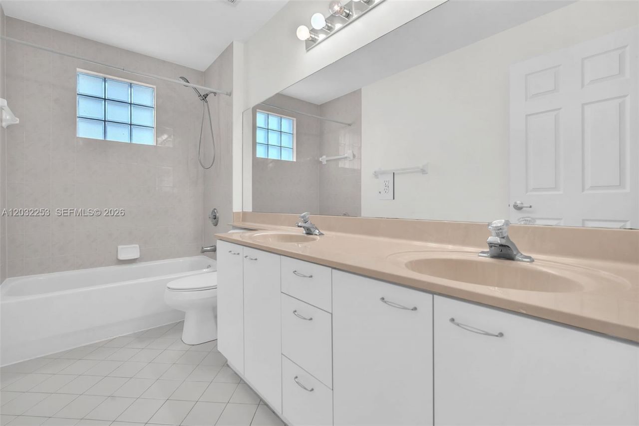 15961 NW 14th Rd , Pembroke Pines, FL 33028 Photo
