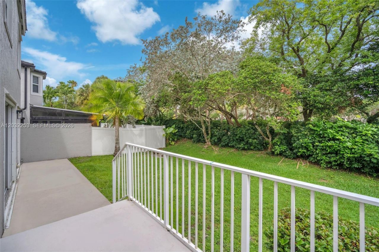 15961 NW 14th Rd , Pembroke Pines, FL 33028 Photo