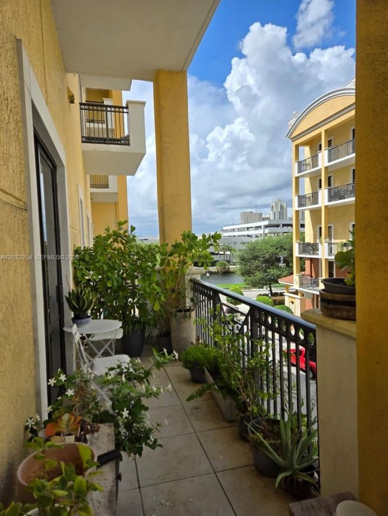 8390 SW 72nd Ave , Unit 312, Miami, FL 33143 Photo