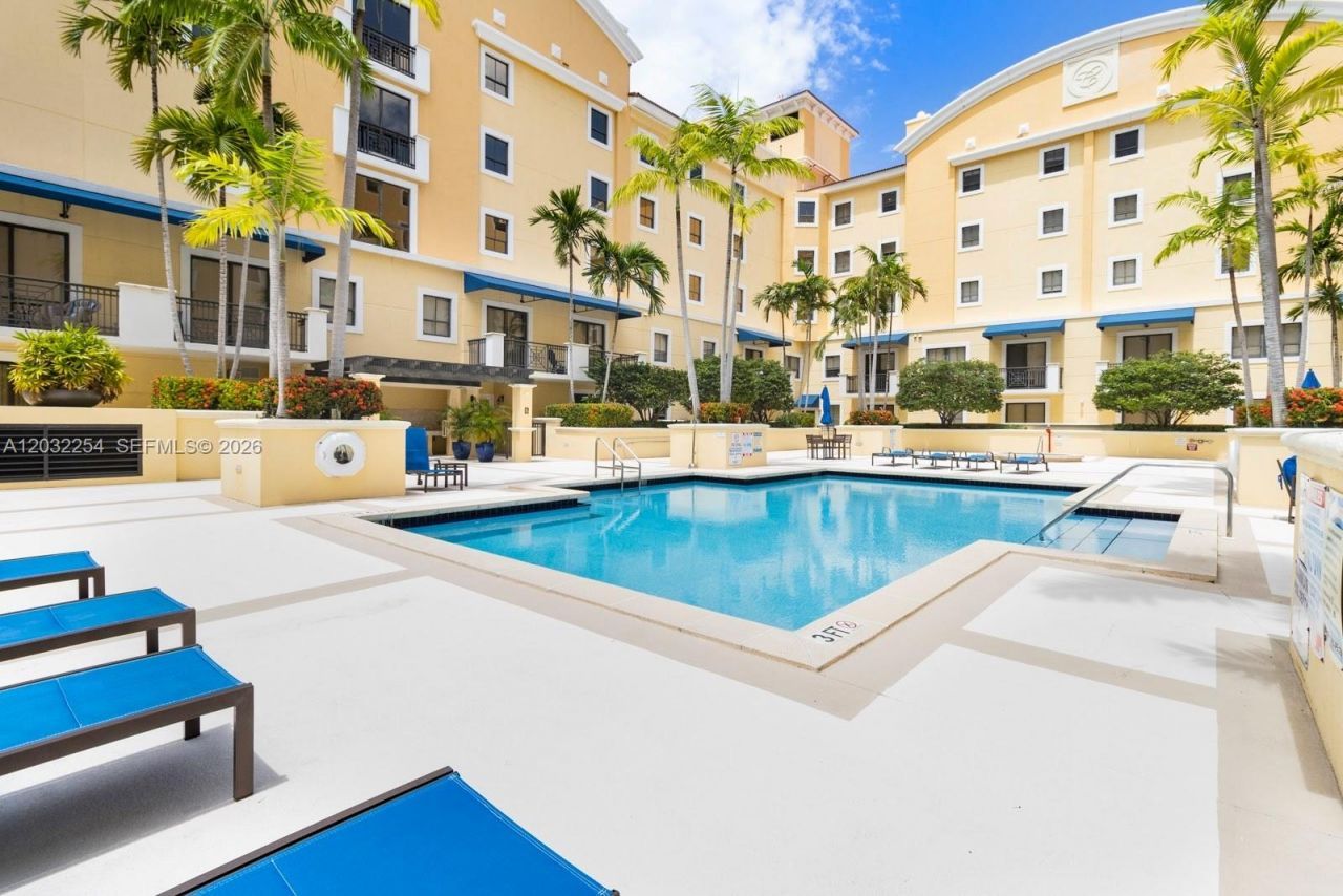 8390 SW 72nd Ave , Unit 312, Miami, FL 33143 Photo