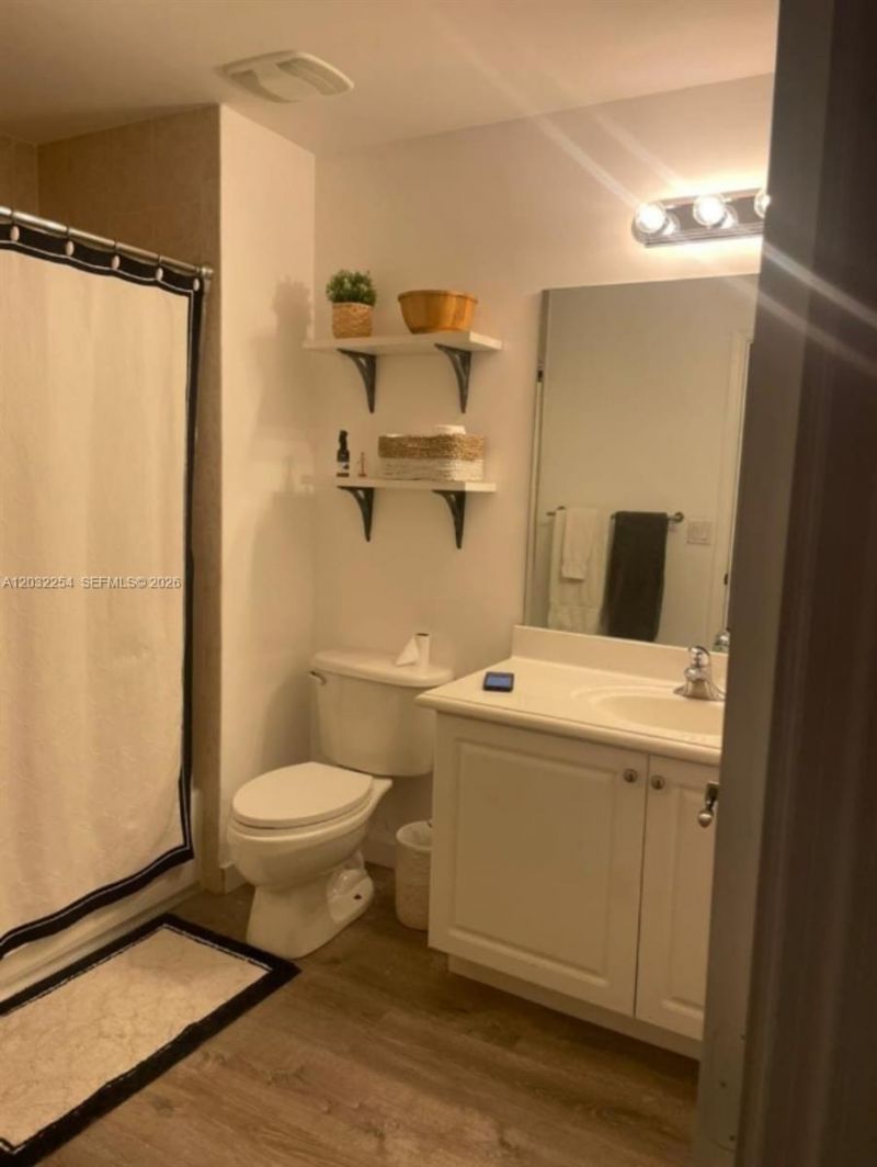 8390 SW 72nd Ave , Unit 312, Miami, FL 33143 Photo
