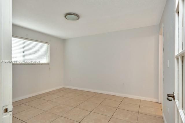 2735 W 52nd St, Unit 402, Hialeah, FL 33016 Photo