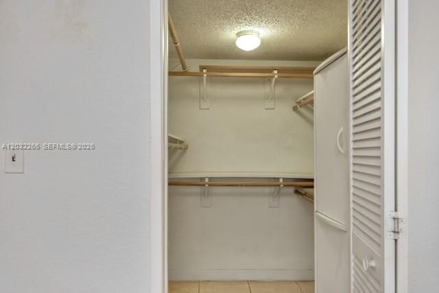 2735 W 52nd St, Unit 402, Hialeah, FL 33016 Photo