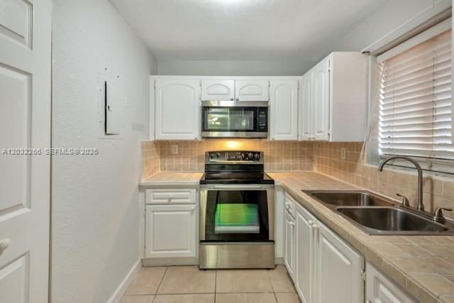 2735 W 52nd St, Unit 402, Hialeah, FL 33016 Photo