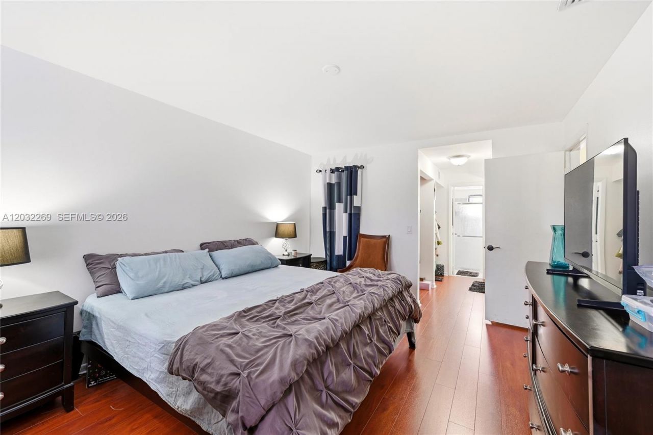 Please Call For Address, Pembroke Pines, FL 33025 Photo