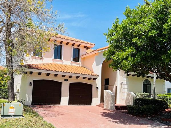 7427 SW 189th St , Cutler Bay, FL 33157