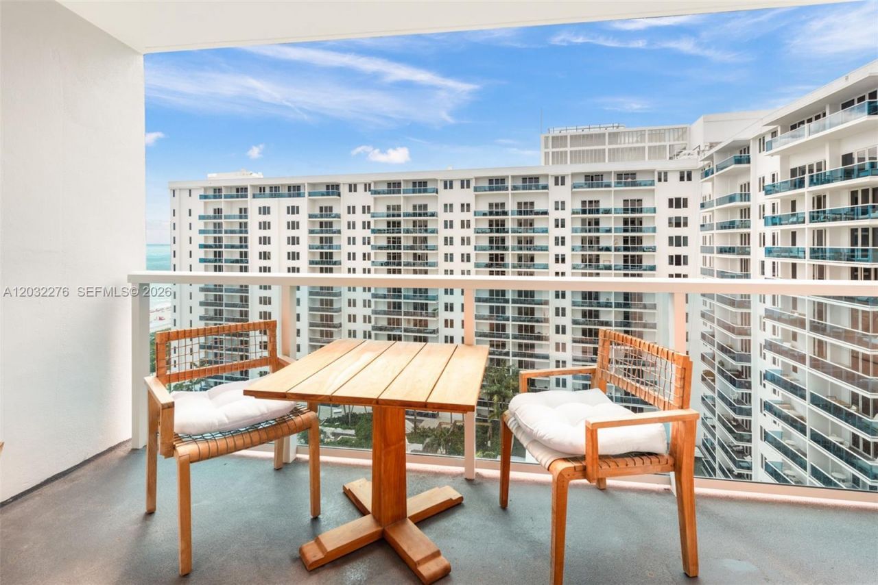 102 24th St, Unit 1406, Miami Beach, FL 33139 Photo
