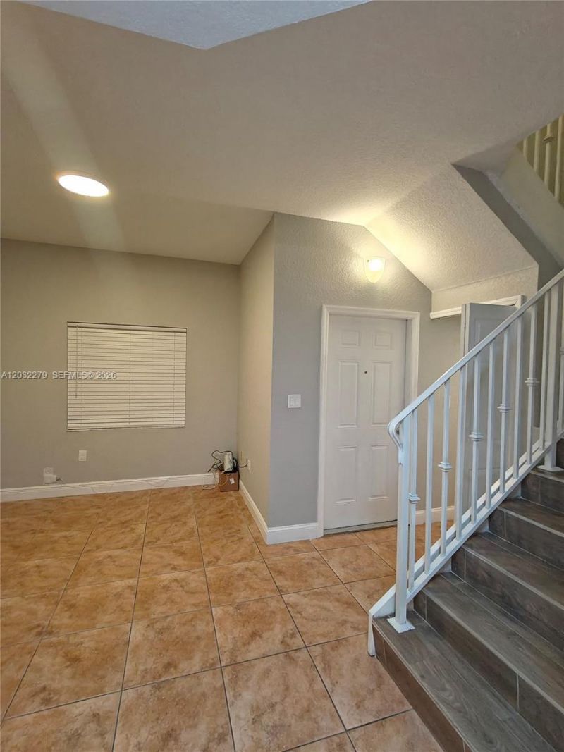 17866 NW 74th Ct , Hialeah, FL 33015 Photo