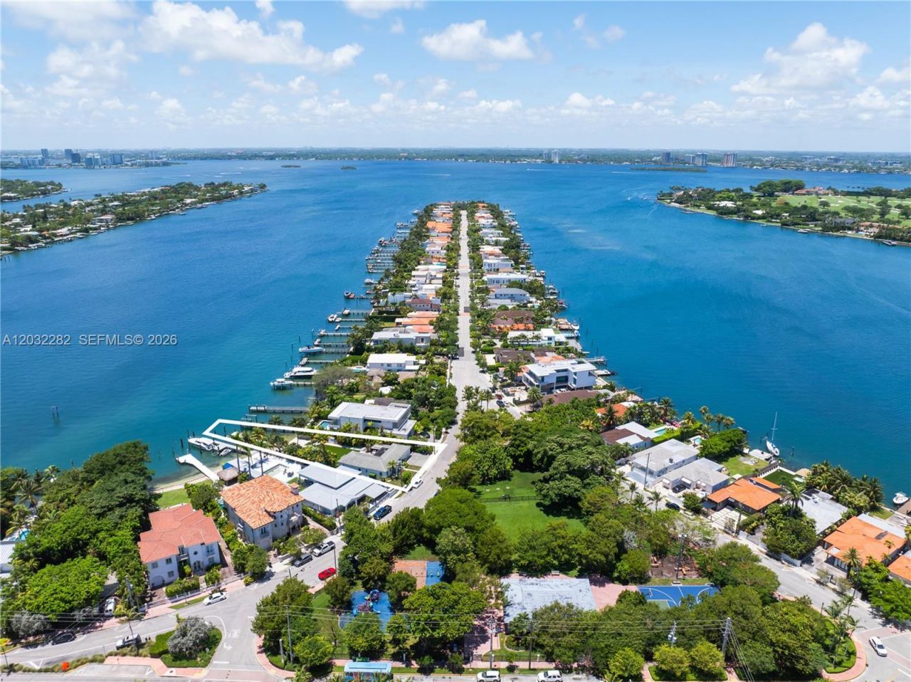 930 Stillwater Dr , Miami Beach, FL 33141 Photo