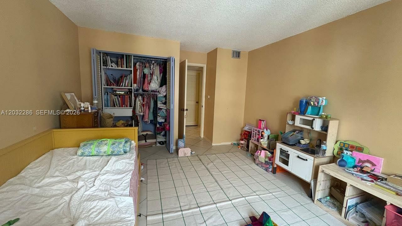 1865 S Ocean Dr , Unit 12E, Hallandale Beach, FL 33009 Photo