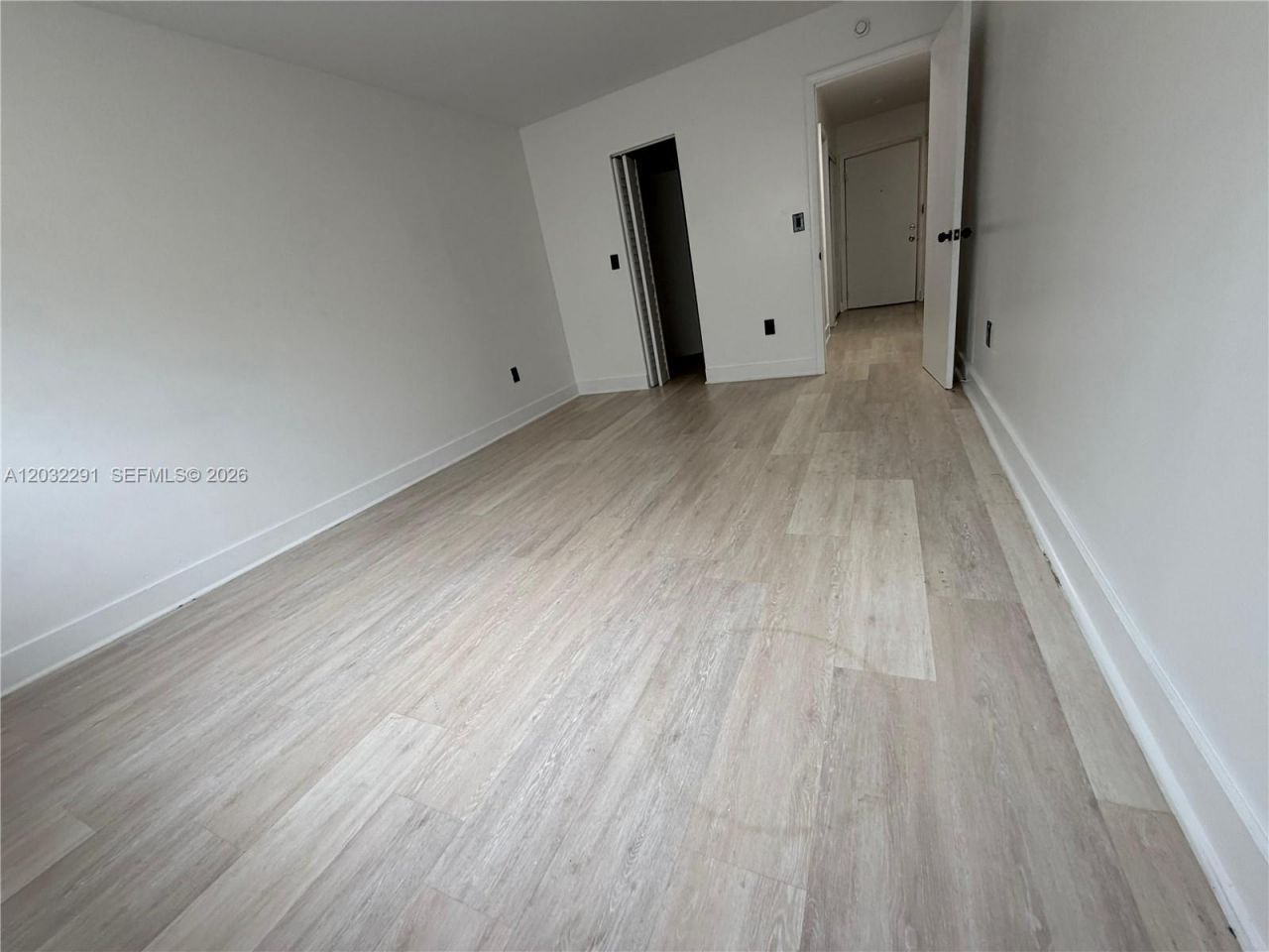 12215 W Dixie Hwy, Unit 206, North Miami, FL 33161 Photo