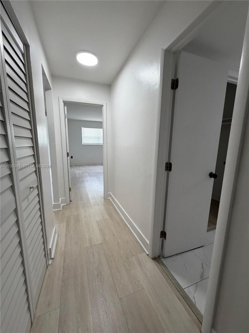12215 W Dixie Hwy, Unit 206, North Miami, FL 33161 Photo