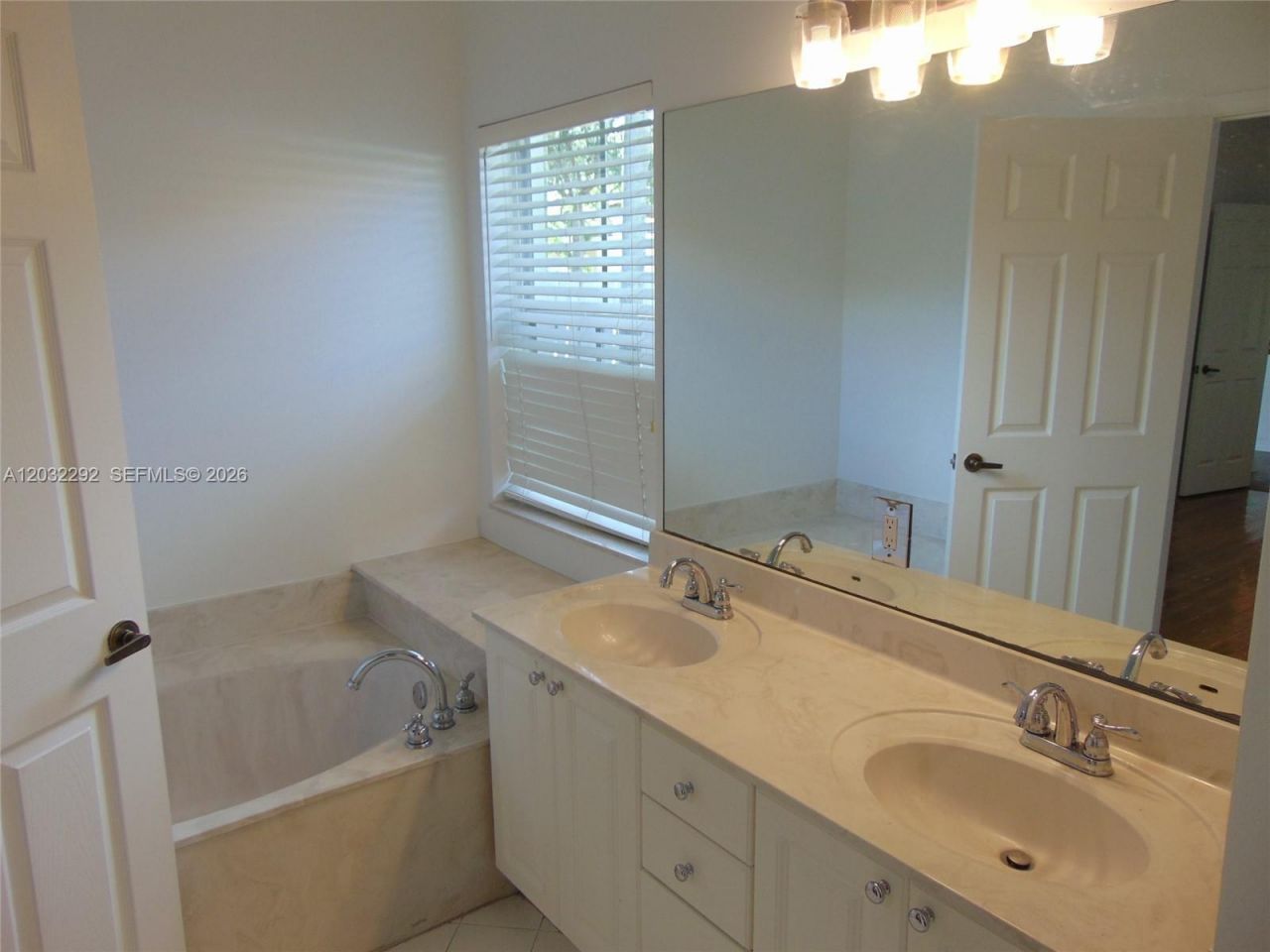 624 Vista Meadows Dr, Weston, FL 33327 Photo