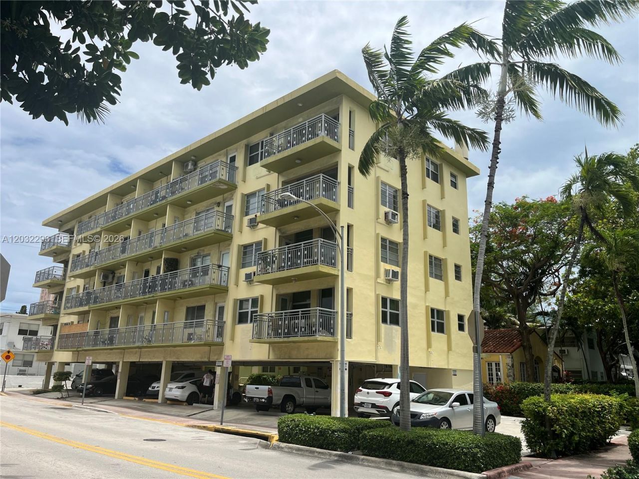 851 Meridian Ave , Unit 44, Miami Beach, FL 33139 Photo