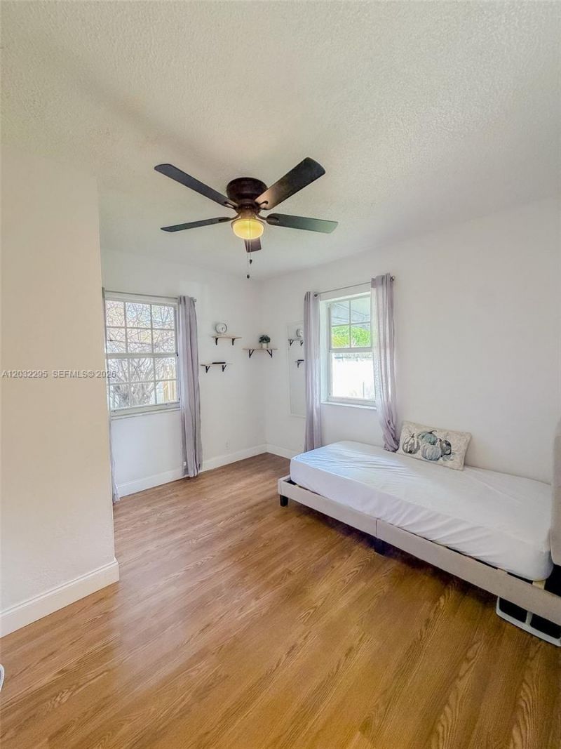 2740 Dewey St, Hollywood, FL 33020 Photo