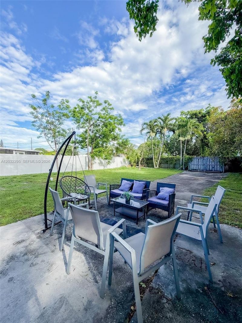 2740 Dewey St, Hollywood, FL 33020 Photo