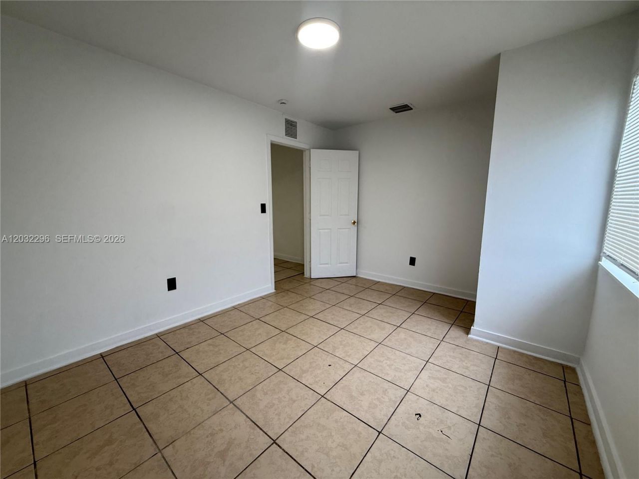 12215 W Dixie Hwy, Unit 107, North Miami, FL 33161 Photo