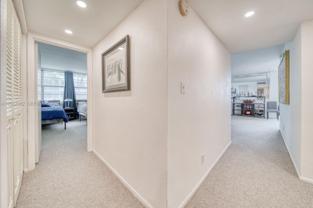 1160 N Federal Hwy , Unit 213, Fort Lauderdale, FL 33304 Photo