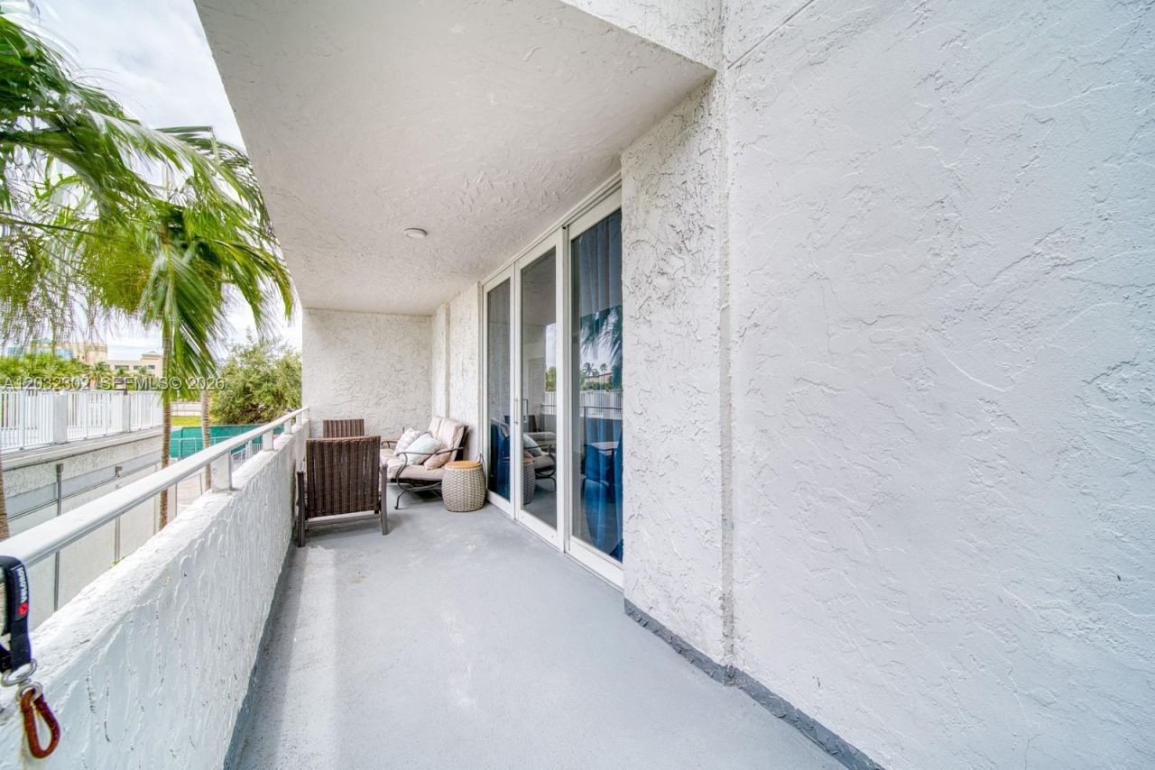 1160 N Federal Hwy , Unit 213, Fort Lauderdale, FL 33304 Photo