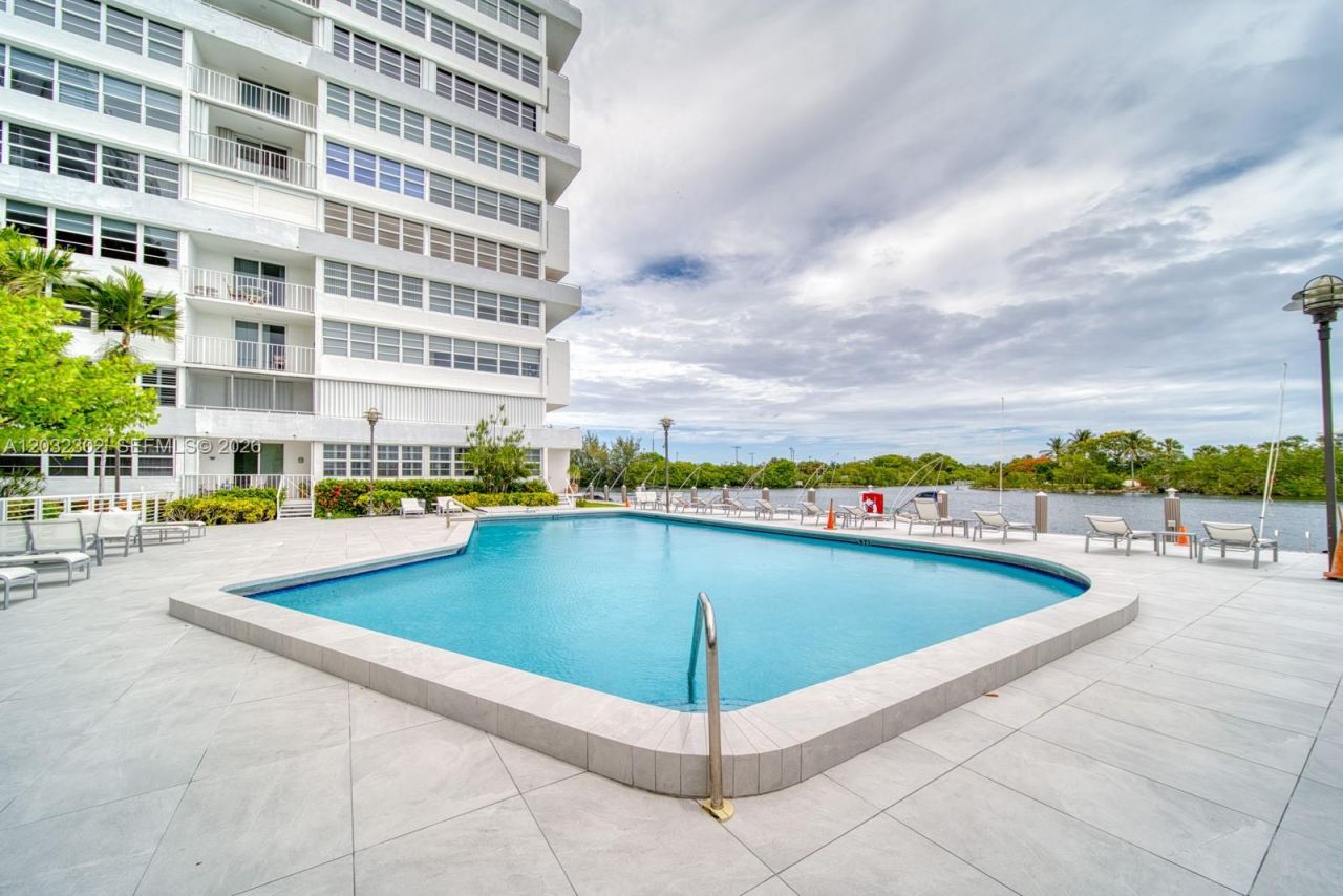 1160 N Federal Hwy , Unit 213, Fort Lauderdale, FL 33304 Photo