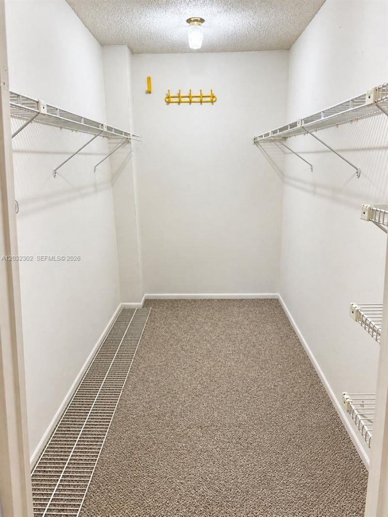 1160 N Federal Hwy, Unit 213, Fort Lauderdale, FL 33304 Photo