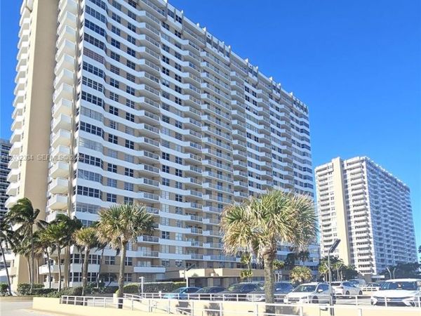 1950 S Ocean Dr , Unit 3D, Hallandale Beach, FL 33009