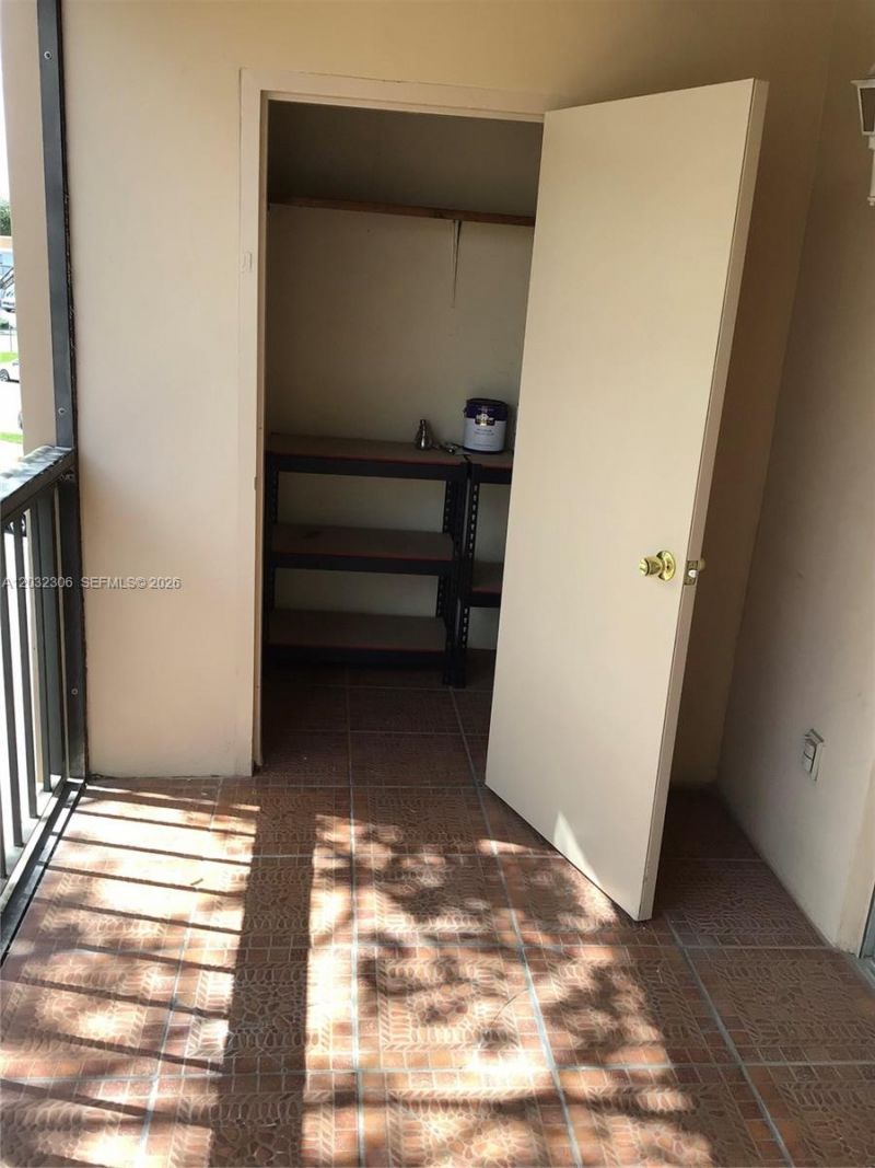 10975 SW 107th St , Unit 302, Miami, FL 33176 Photo