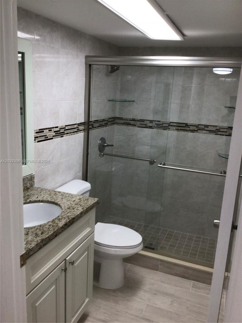 10975 SW 107th St , Unit 302, Miami, FL 33176 Photo