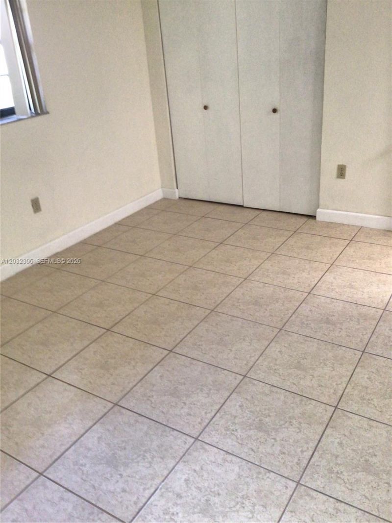 10975 SW 107th St , Unit 302, Miami, FL 33176 Photo