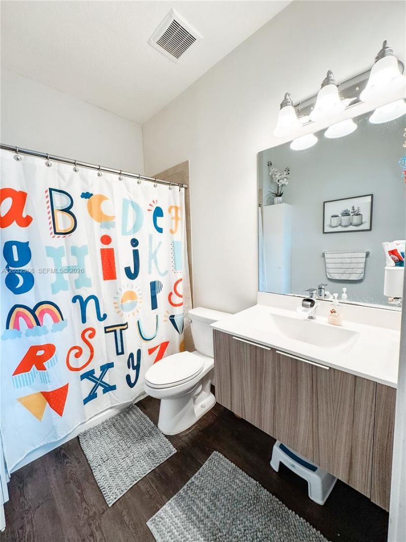 10455 NW 82nd St , Unit 32, Doral, FL 33178 Photo