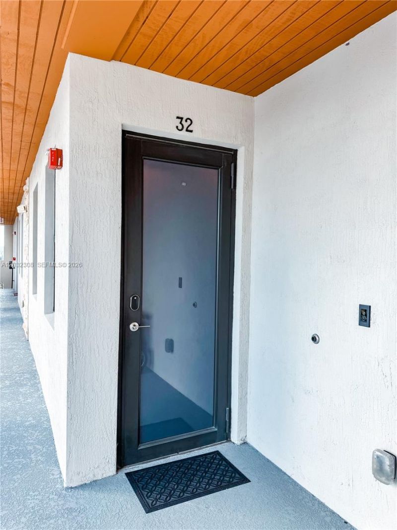 10455 NW 82nd St , Unit 32, Doral, FL 33178 Photo
