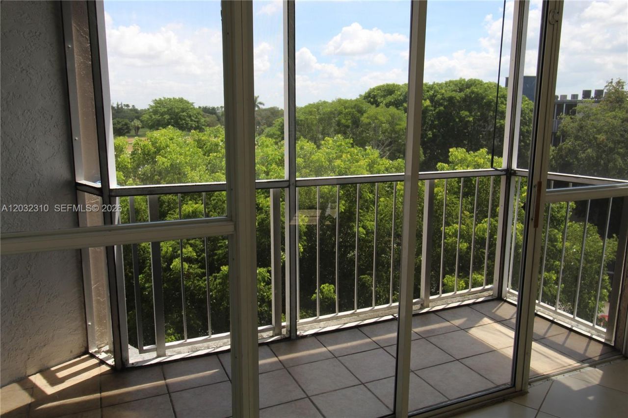 Please Call For Address, Unit B501, Hialeah, FL 33015 Photo