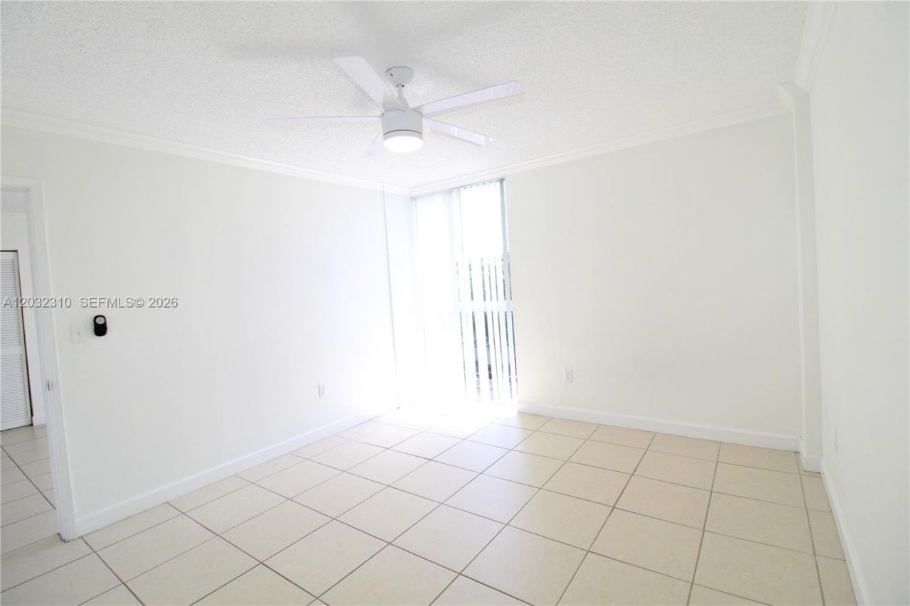 Please Call For Address, Unit B501, Hialeah, FL 33015 Photo