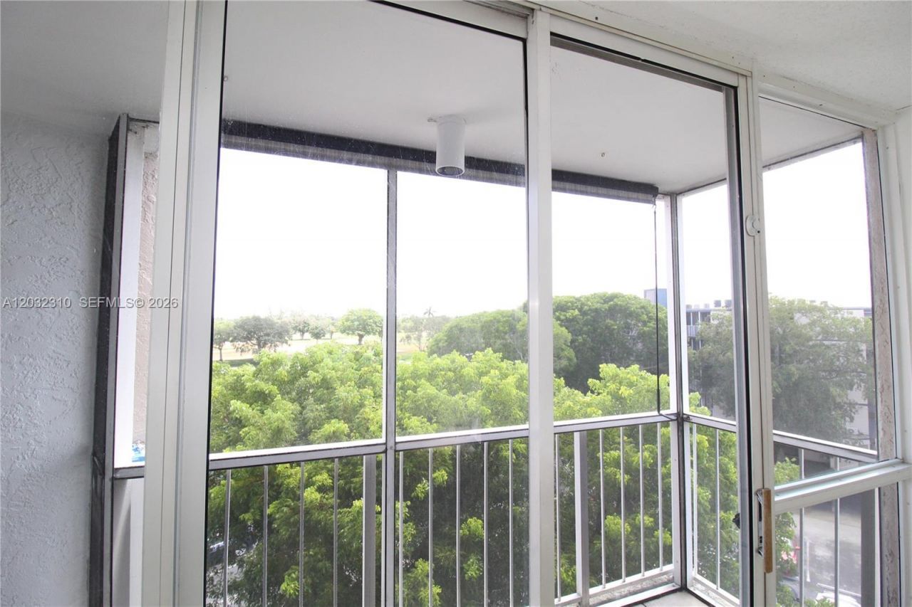 Please Call For Address, Unit B501, Hialeah, FL 33015 Photo