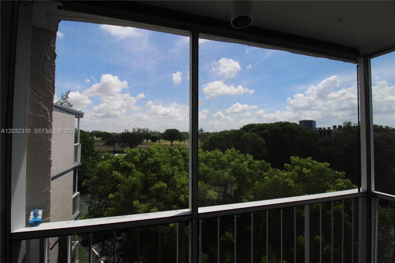 Please Call For Address, Unit B501, Hialeah, FL 33015 Photo