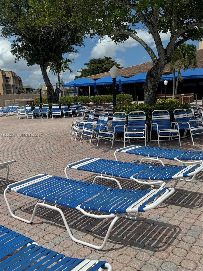 9241 Sunrise Lakes Blvd , Unit 109, Sunrise, FL 33322 Photo