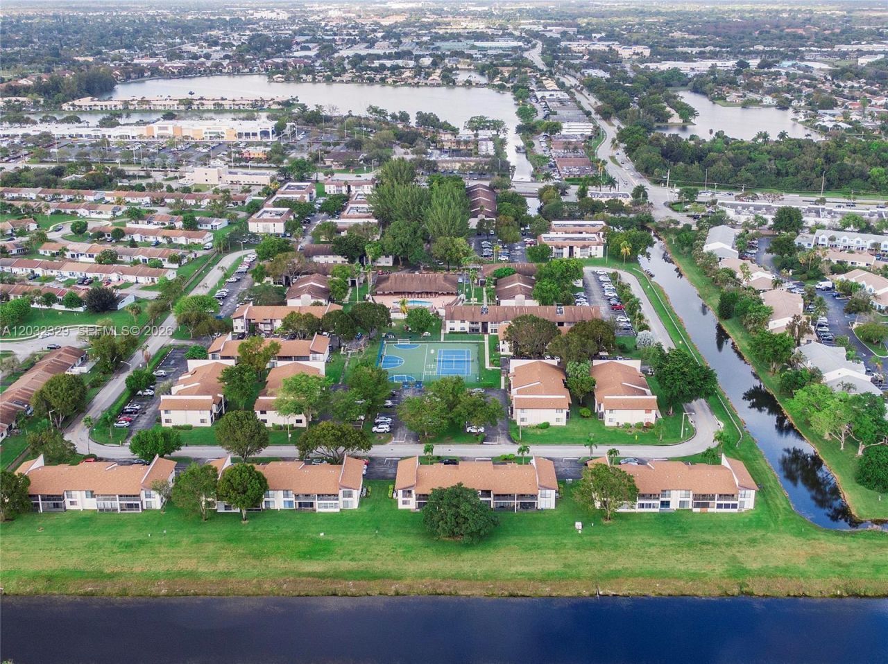 125 S Laurel Dr , Unit 506, Margate, FL 33063 Photo