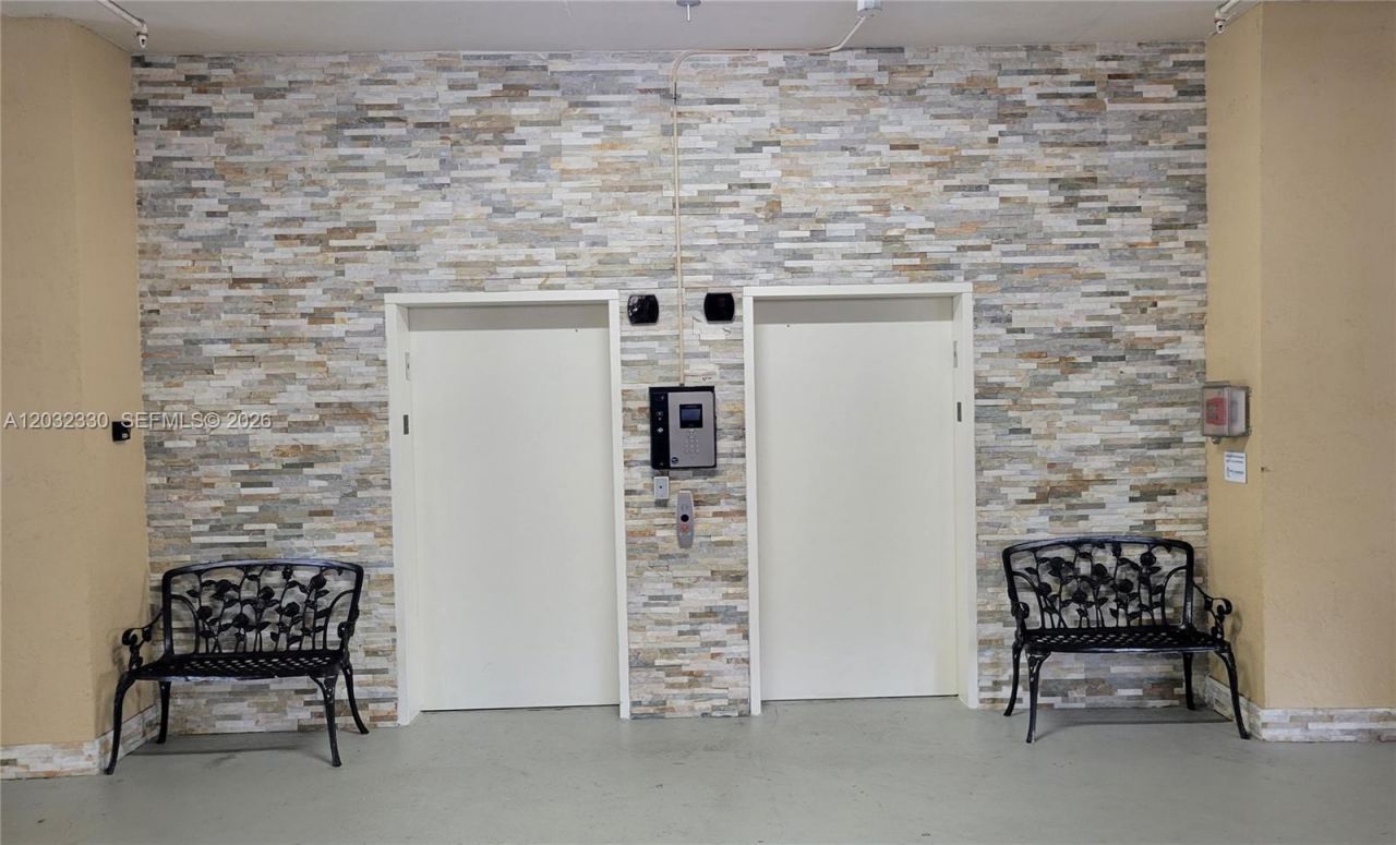 8430 SW 8th St , Unit 307B, Miami, FL 33144 Photo