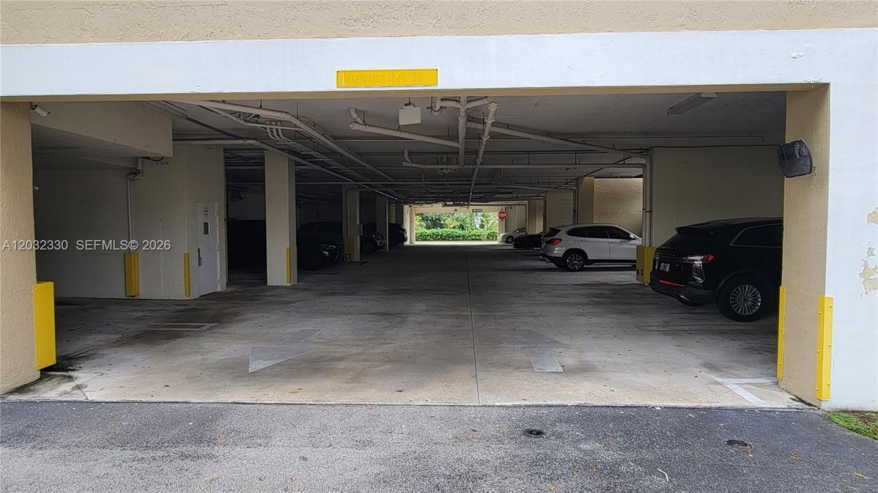 8430 SW 8th St , Unit 307B, Miami, FL 33144 Photo