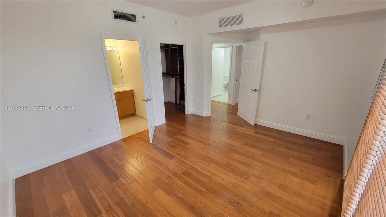8430 SW 8th St , Unit 307B, Miami, FL 33144 Photo