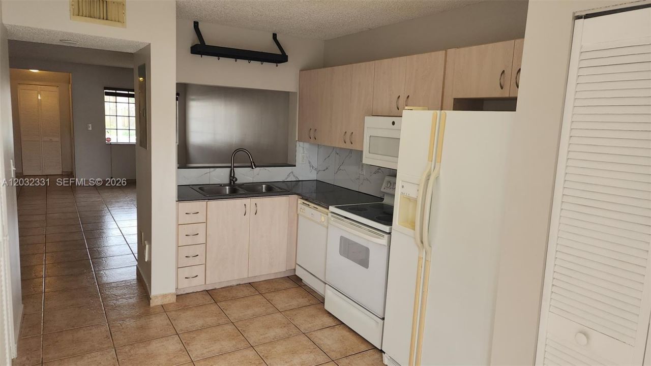 6416 SW 131st Path, Unit 1705, Miami, FL 33183 Photo