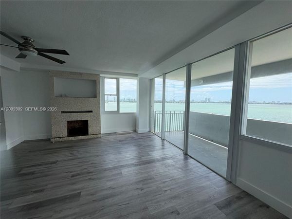 7545 E Treasure Dr , Unit 9H, North Bay Village, FL 33141