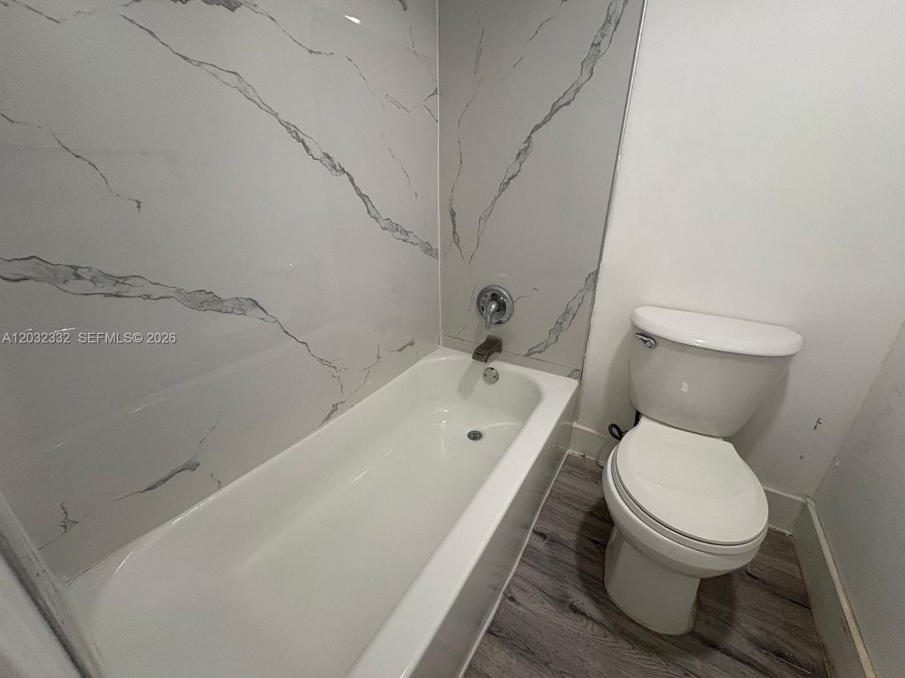 7545 E Treasure Dr, Unit 9H, North Bay Village, FL 33141 Photo