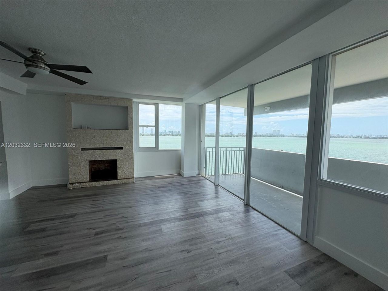 7545 E Treasure Dr , Unit 9H, North Bay Village, FL 33141 Photo