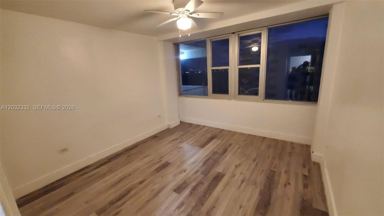 7545 E Treasure Dr, Unit 9H, North Bay Village, FL 33141 Photo