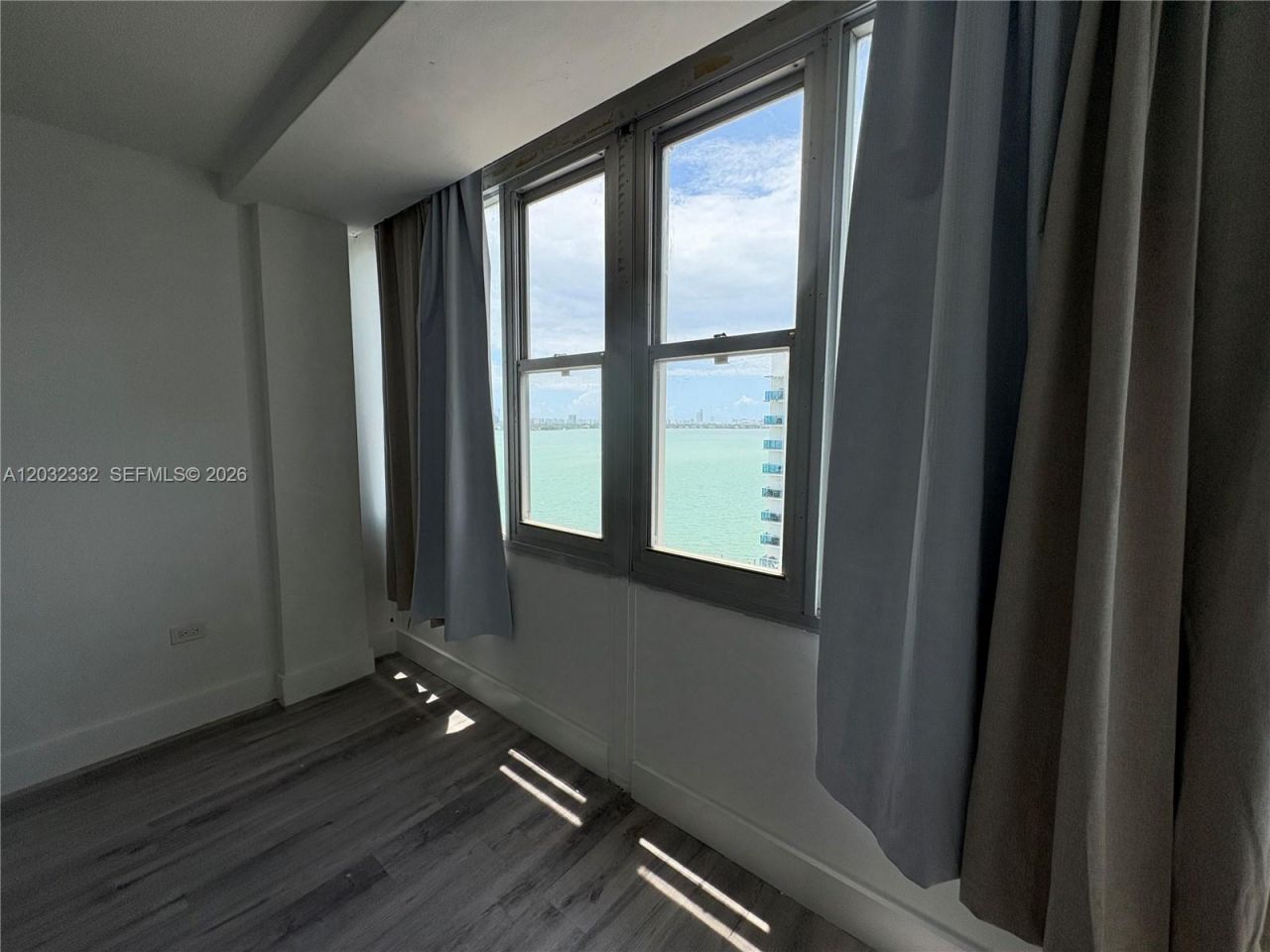 7545 E Treasure Dr , Unit 9H, North Bay Village, FL 33141 Photo